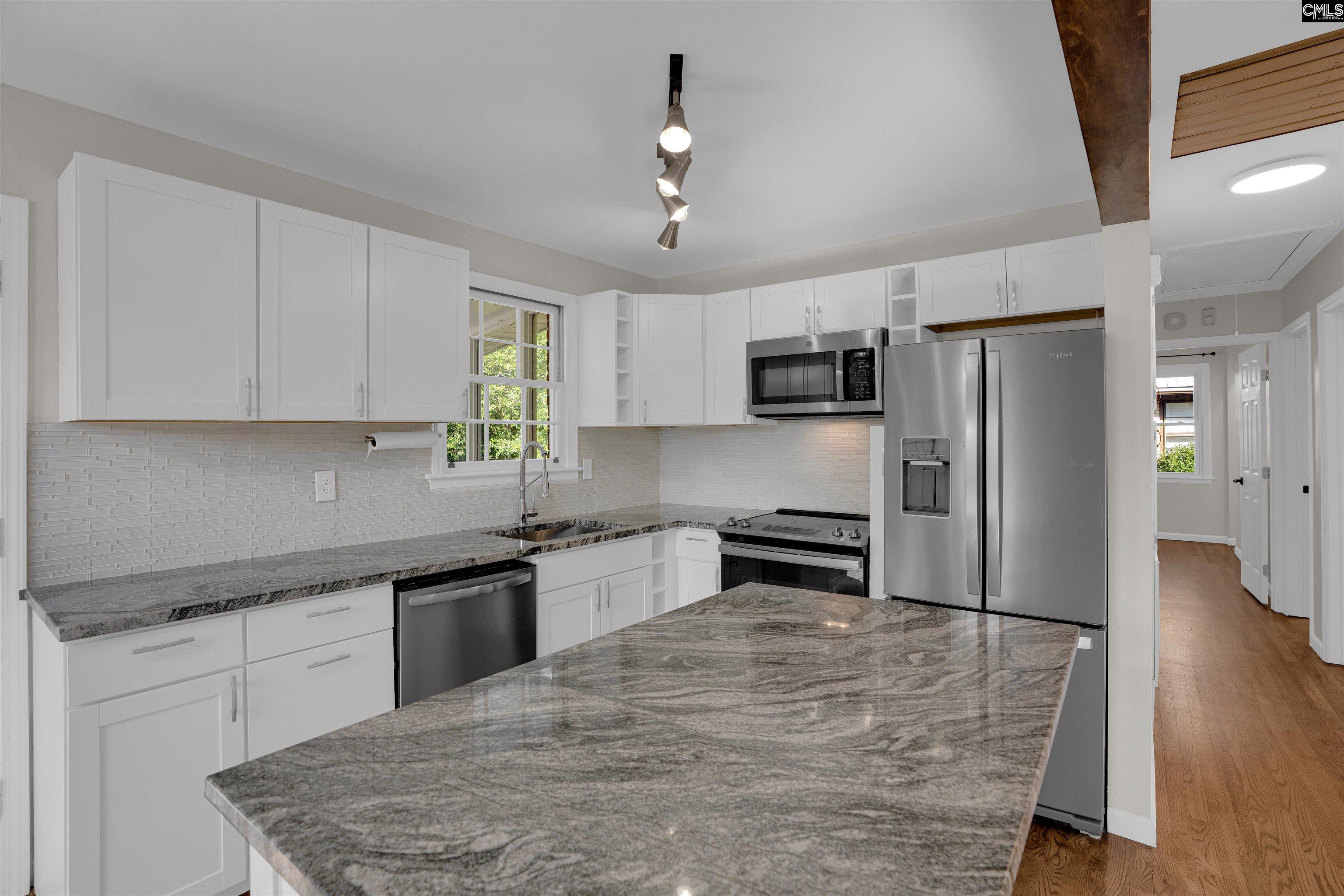 953 Howard Street Columbia, SC 29205 - Photo 9 of 38