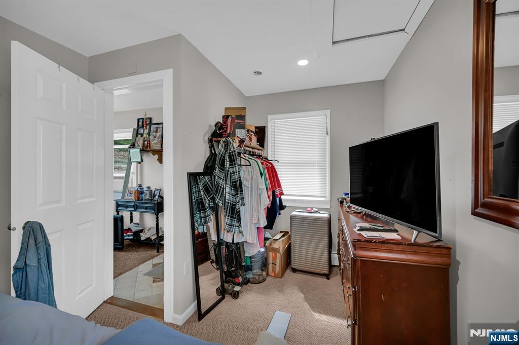 3 Riverside Road West Milford, NJ 07421 - Photo 11 of 29 Gallery Image 11
