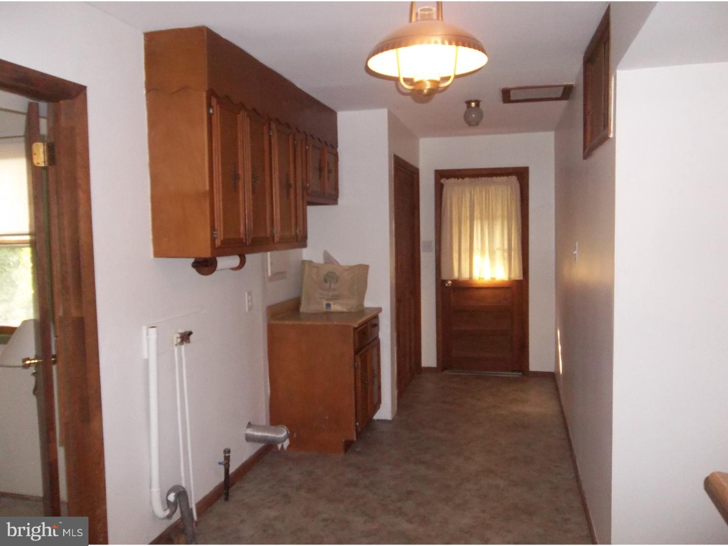 300 Peach Tree Lane Delanco, NJ 08075 - Photo 11 of 25 Laundry Room