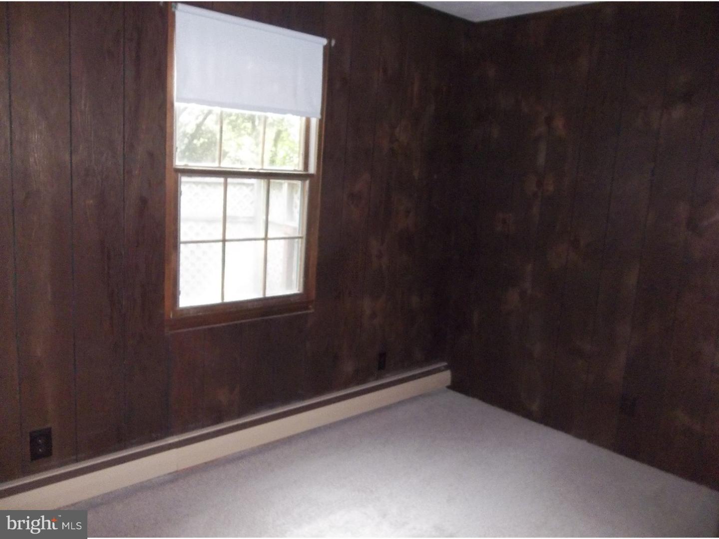300 Peach Tree Lane Delanco, NJ 08075 - Photo 20 of 25 Closet