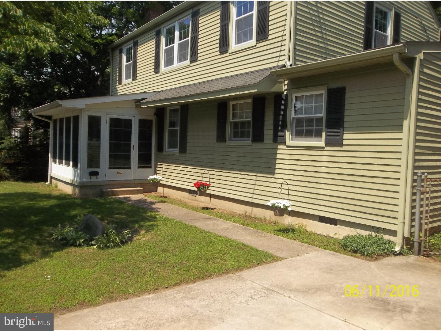 300 Peach Tree Lane Delanco, NJ 08075 - Photo 21 of 25 Exterior Front
