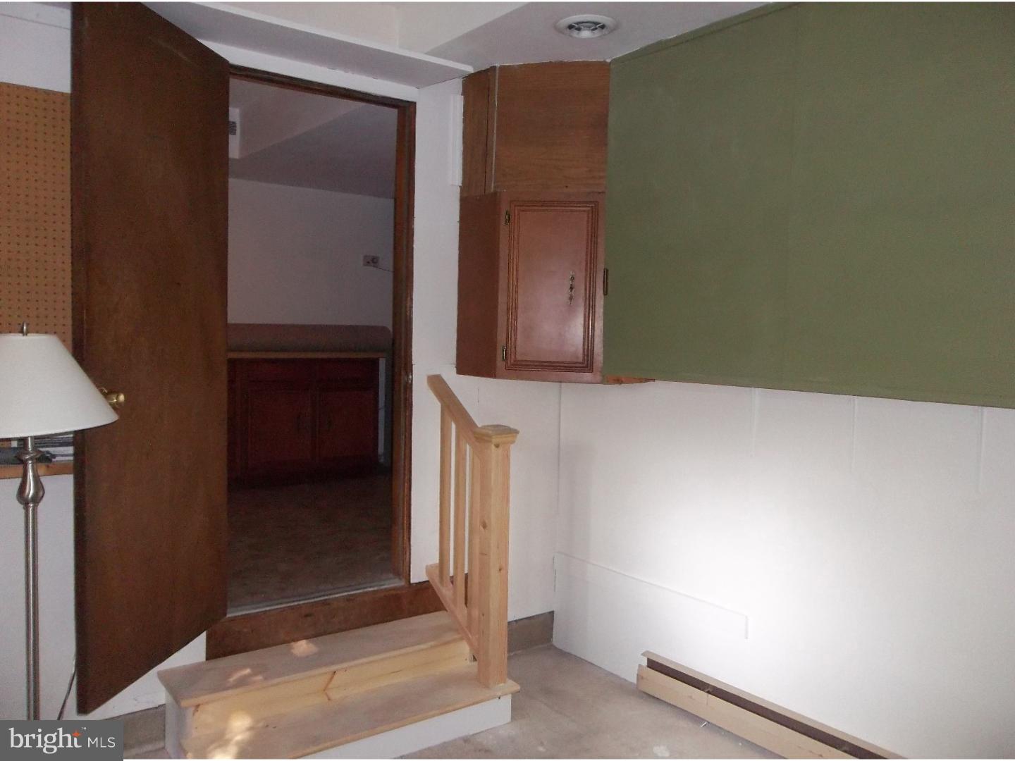 300 Peach Tree Lane Delanco, NJ 08075 - Photo 10 of 25 Gallery Image 10