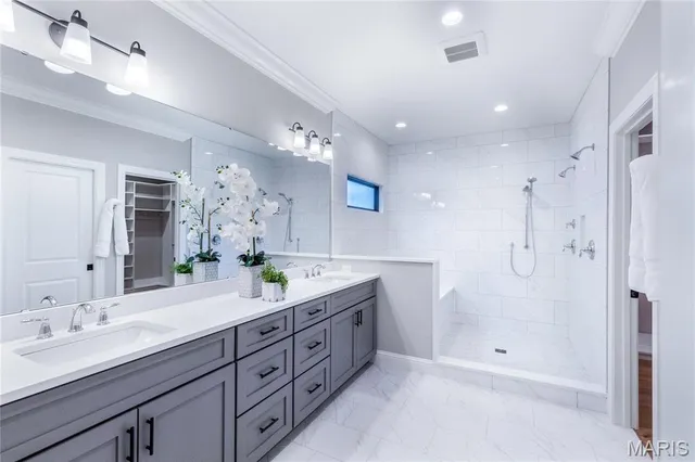 $1,263,965 | 439 Landscape Court, Webster Groves, MO 63119