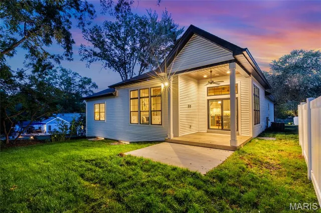 $1,263,965 | 439 Landscape Court, Webster Groves, MO 63119