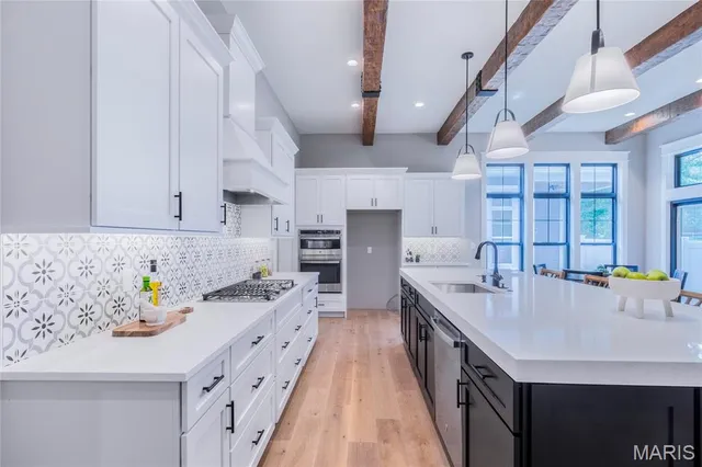 $1,263,965 | 439 Landscape Court, Webster Groves, MO 63119