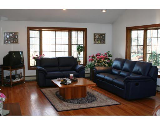 14 Bennington Street Needham, MA 02494 - Photo 5 of 5 Gallery Image 5