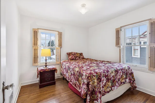 $3,500 | 1197 West Como Boulevard, St. Paul, MN 55103