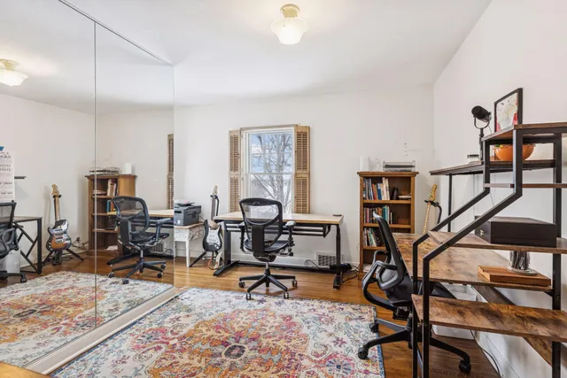 $3,500 | 1197 West Como Boulevard, St. Paul, MN 55103