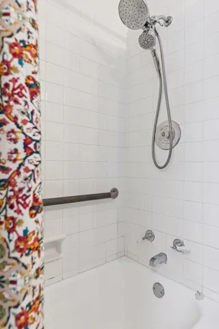 $3,500 | 1197 West Como Boulevard, St. Paul, MN 55103