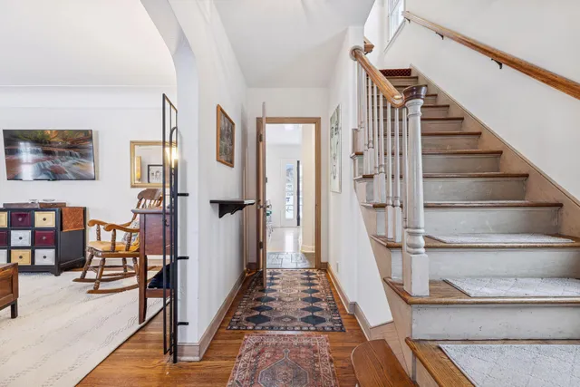 $3,500 | 1197 West Como Boulevard, St. Paul, MN 55103