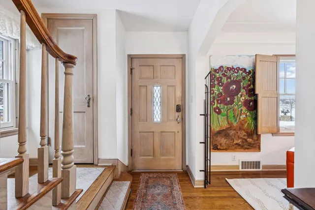 $3,500 | 1197 West Como Boulevard, St. Paul, MN 55103