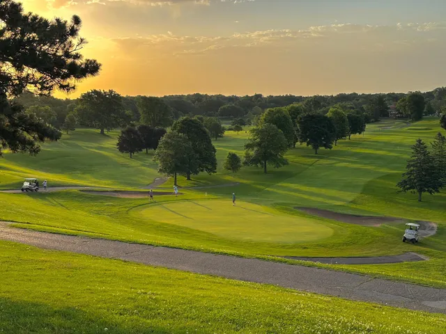 $3,500 | 1197 West Como Boulevard, St. Paul, MN 55103