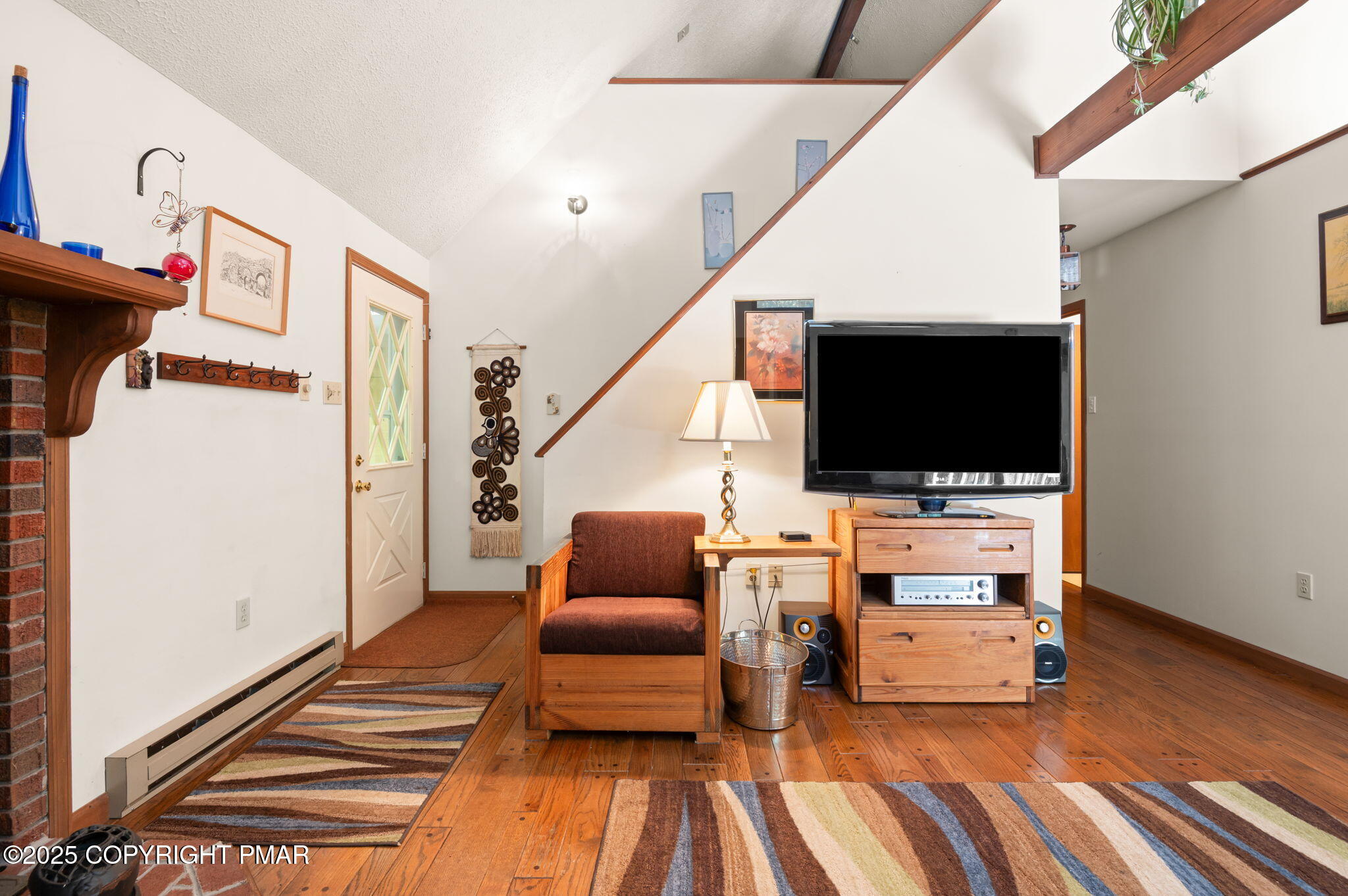 70 Panther Run Road Jim Thorpe, PA 18229 - Photo 7 of 37 Living Room