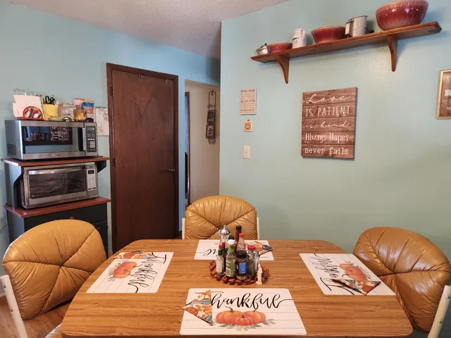 $279,900 | 524 Hiawatha Drive, St. Clair, MN 56080