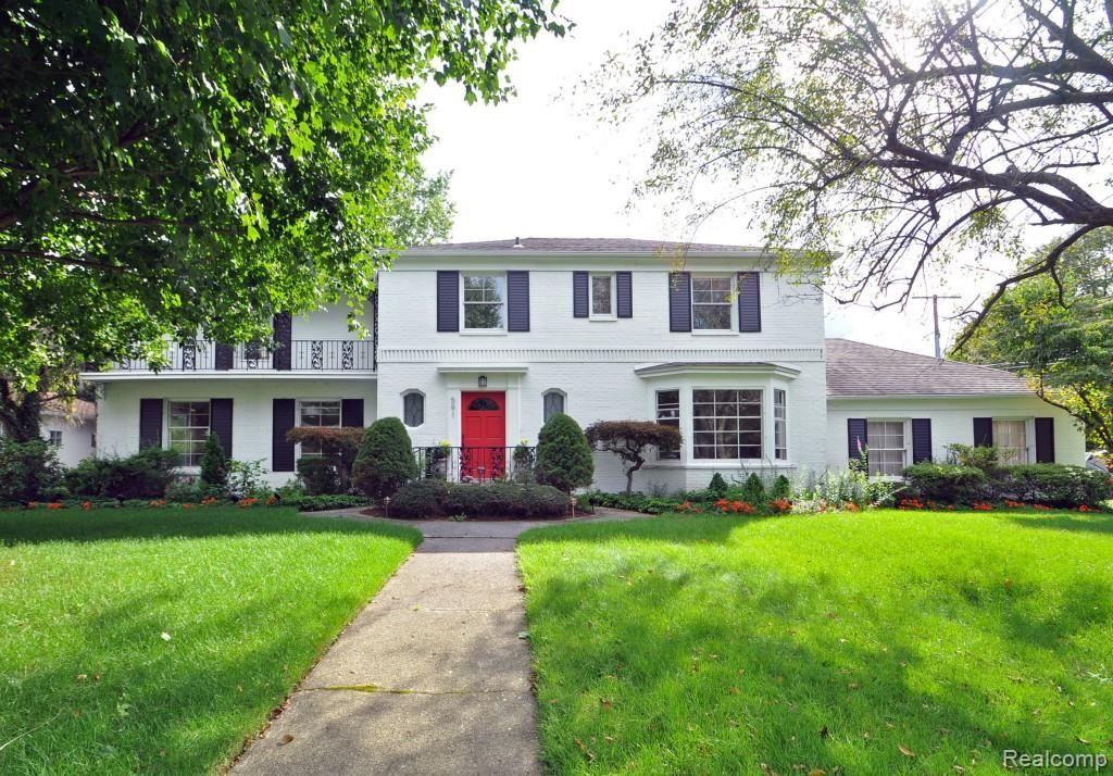 591 Renaud Road Grosse Pointe, MI 48236 - Photo 1 of 28 1.jpg