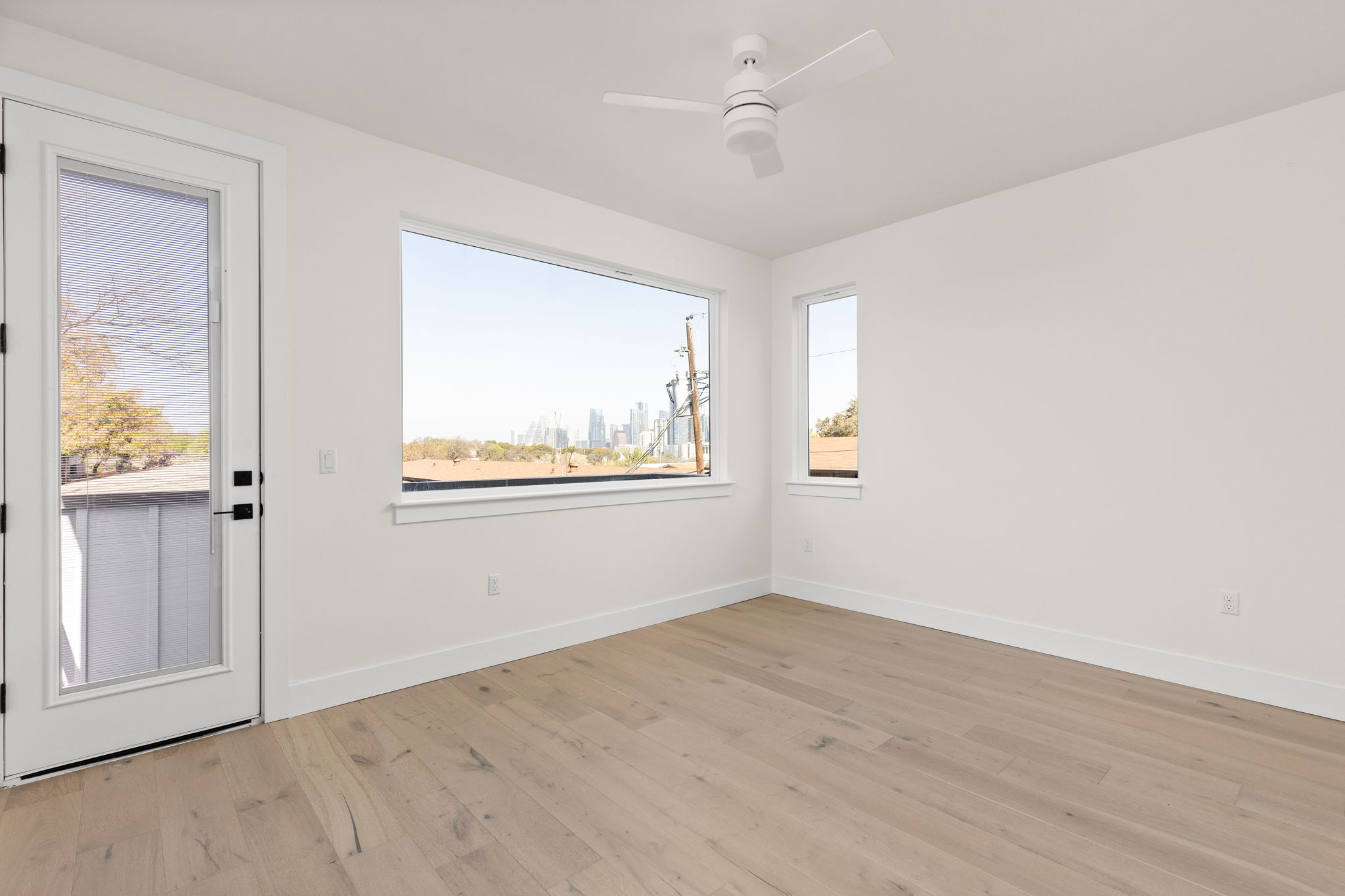 1402 Summit Street, Unit B Austin, TX 78741 - Photo 15 of 36