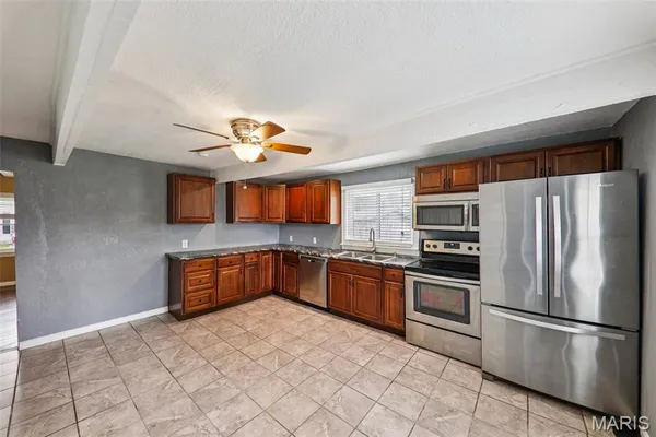 $210,000 | 108 East Kentucky Street, Trenton, IL 62293