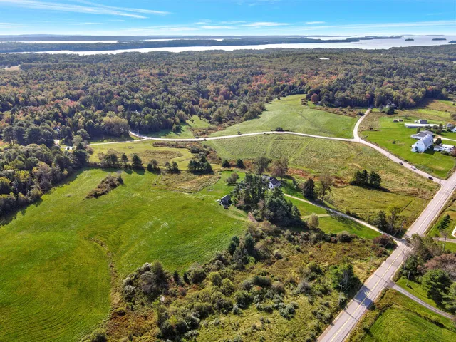 $850,000 | 5 Round Hill Lane, Brunswick, ME 04011