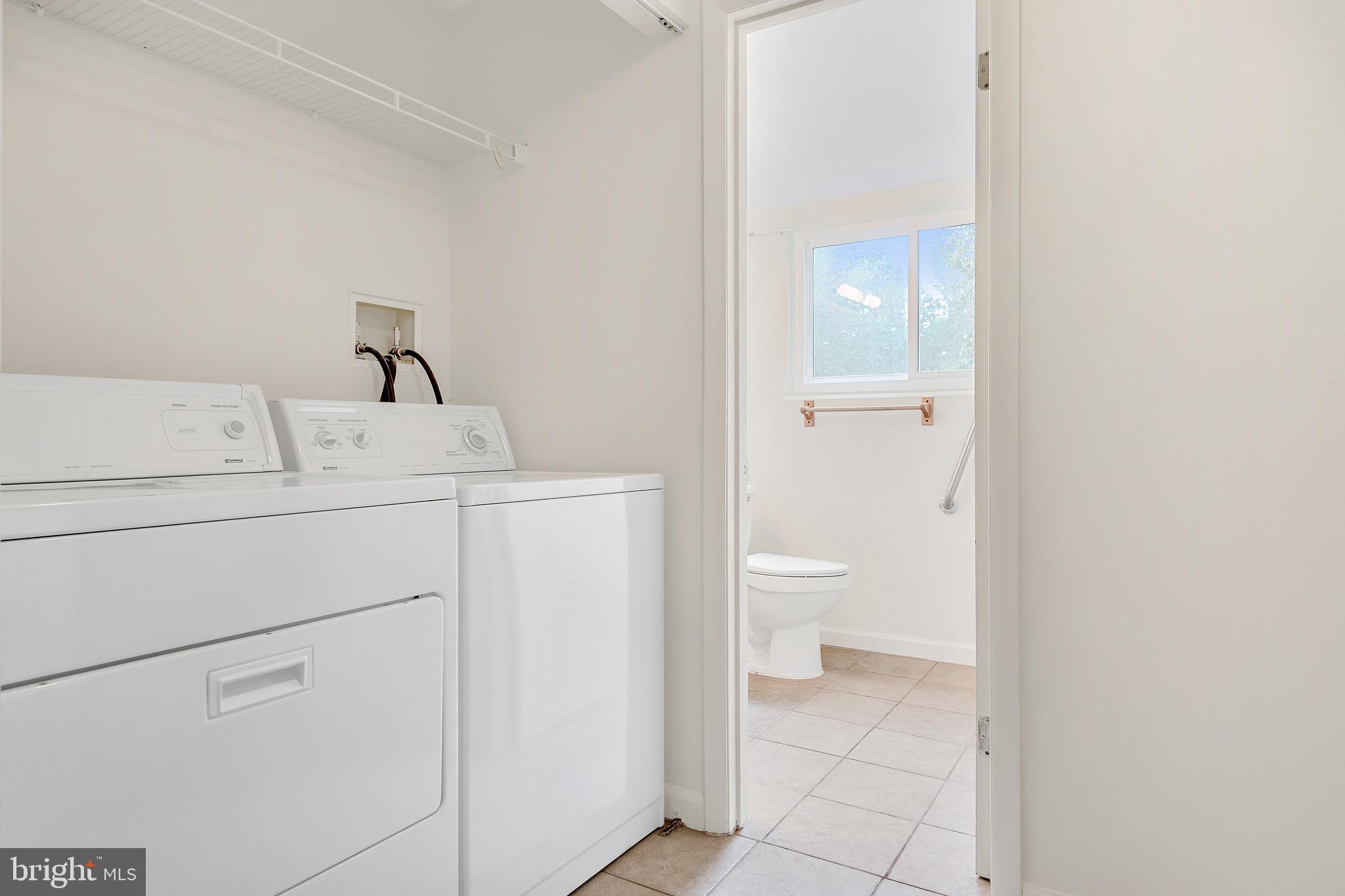 3886 Ridgewood Road York, PA 17406 - Photo 20 of 29 Gallery Image 20