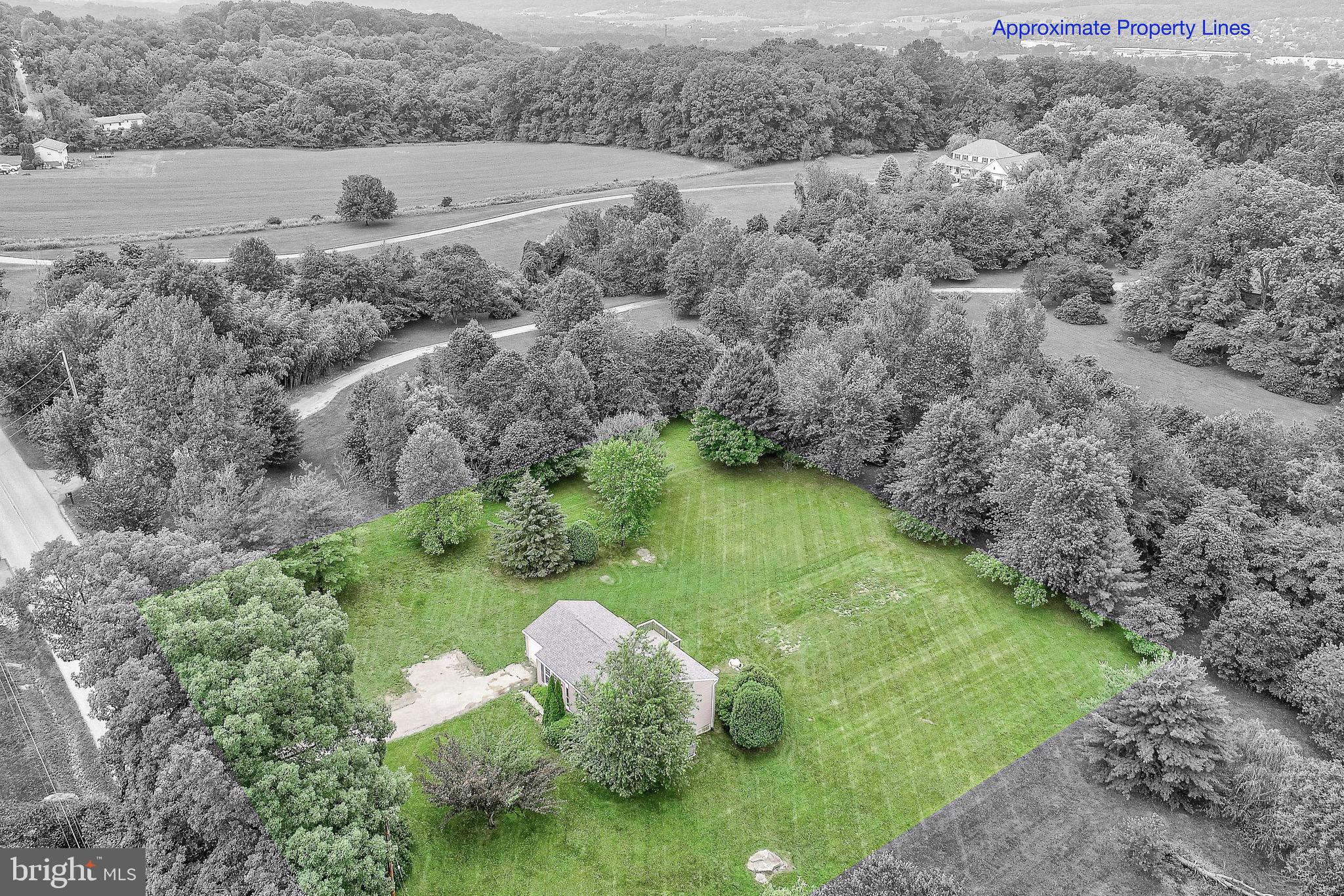 3886 Ridgewood Road York, PA 17406 - Photo 28 of 29 Gallery Image 28