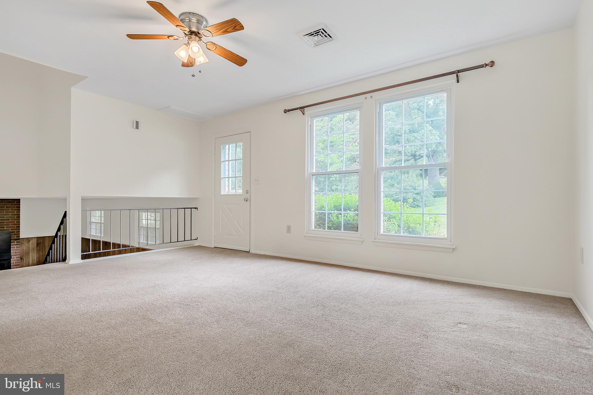 3886 Ridgewood Road York, PA 17406 - Photo 4 of 29 Gallery Image 4