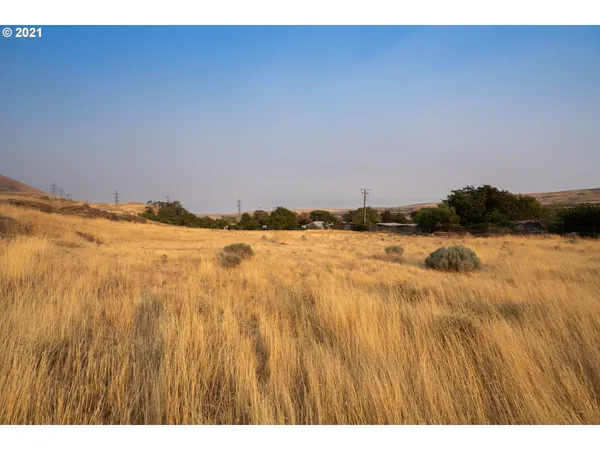 $2,200,000 | 9257 Highway 14, Wishram, WA 98673