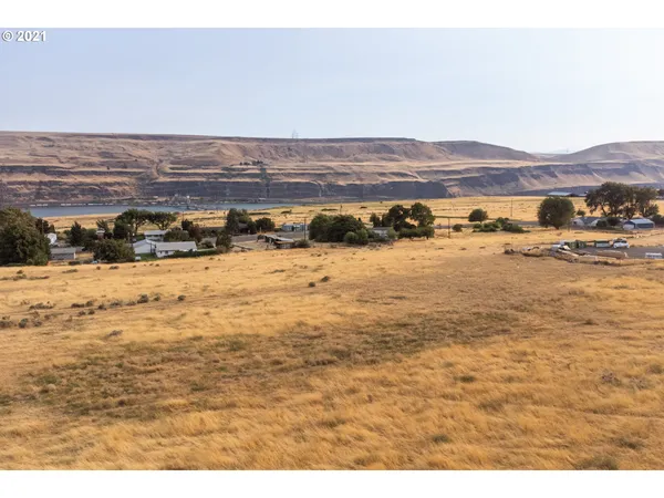$2,200,000 | 9257 Highway 14, Wishram, WA 98673