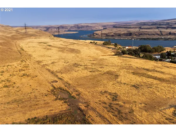 $2,200,000 | 9257 Highway 14, Wishram, WA 98673