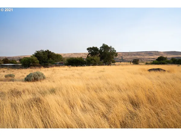 $2,200,000 | 9257 Highway 14, Wishram, WA 98673