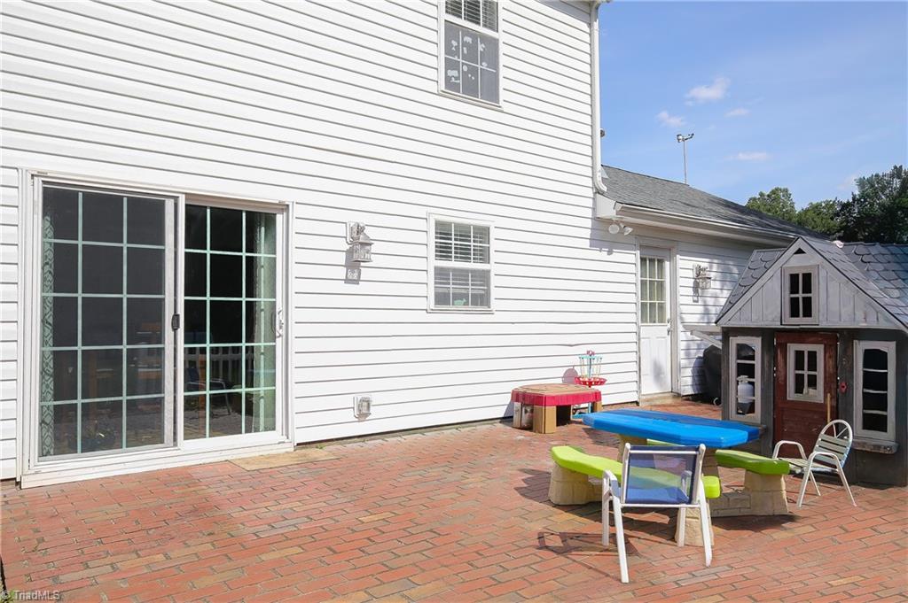 4103 Tahoe Court High Point, NC 27265 - Photo 38 of 44