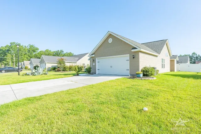$2,200 | 170 Woodland Park Loop, Murrells Inlet, SC 29576