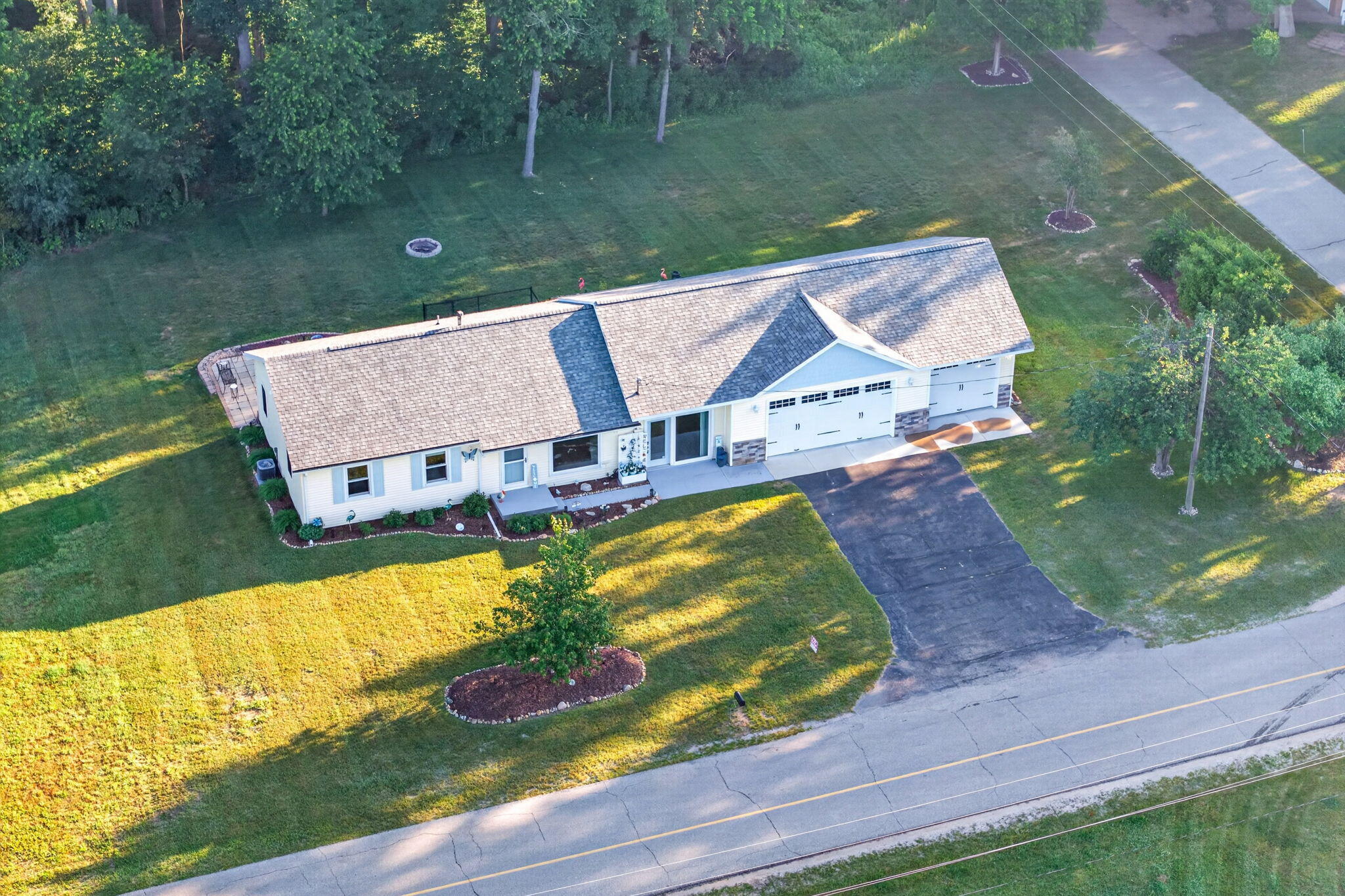 11328 Old Pierce Road Canadian Lakes, MI 49346 - Photo 6 of 31 20-web-or-mls-DJI_20260627200645_0040_D