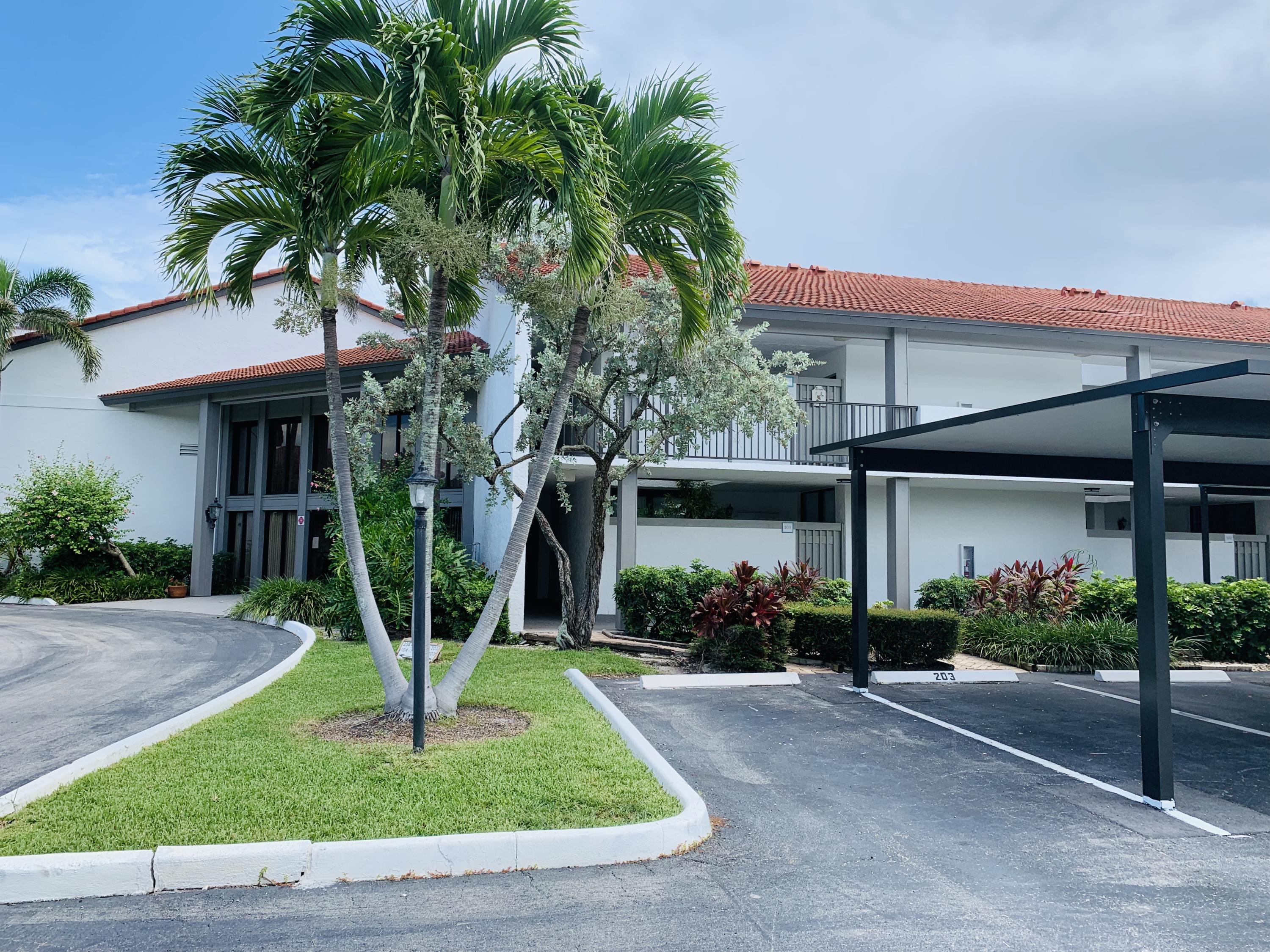 5801 North Ocean Boulevard, Unit 203 Ocean Ridge, FL 33435 - Photo 10 of 37 IMG_1148