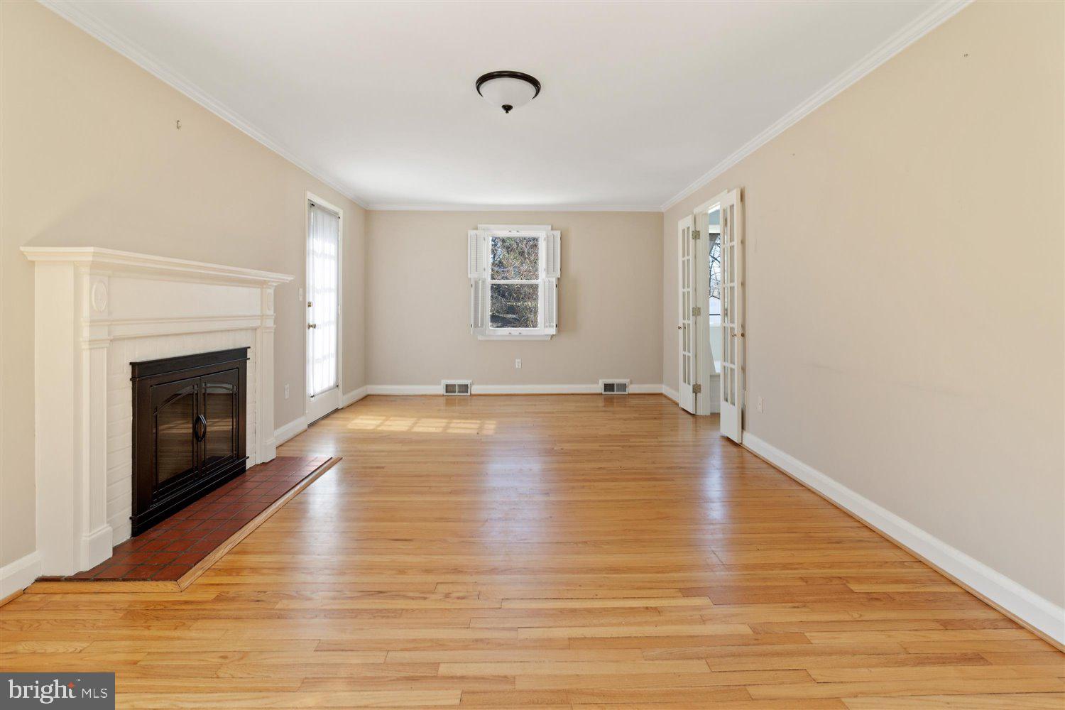 5504 Greenleaf Road Baltimore, MD 21210 - Photo 11 of 38