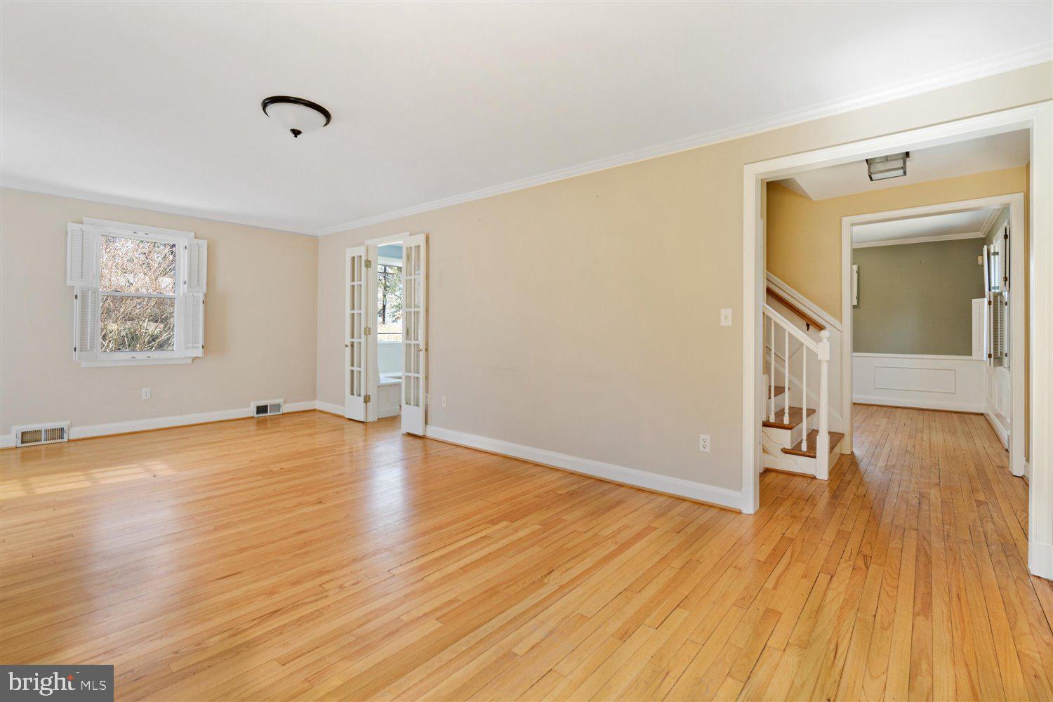 5504 Greenleaf Road Baltimore, MD 21210 - Photo 14 of 38