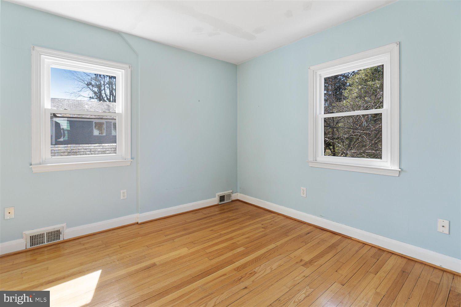 5504 Greenleaf Road Baltimore, MD 21210 - Photo 22 of 38