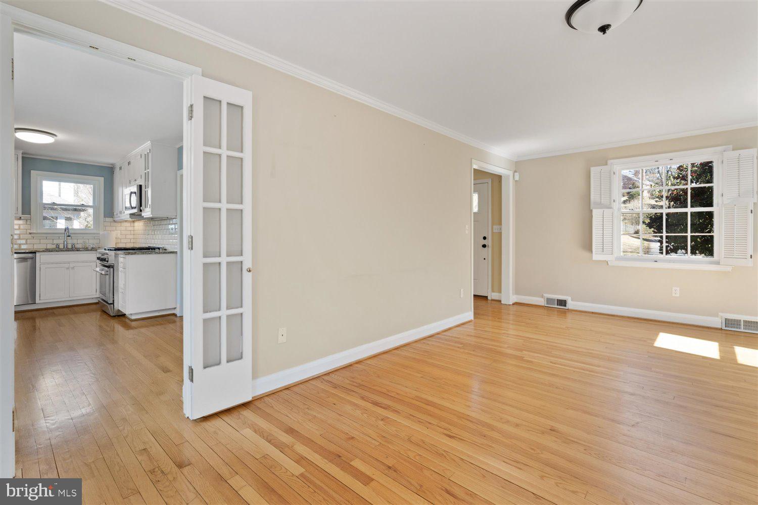 5504 Greenleaf Road Baltimore, MD 21210 - Photo 9 of 38