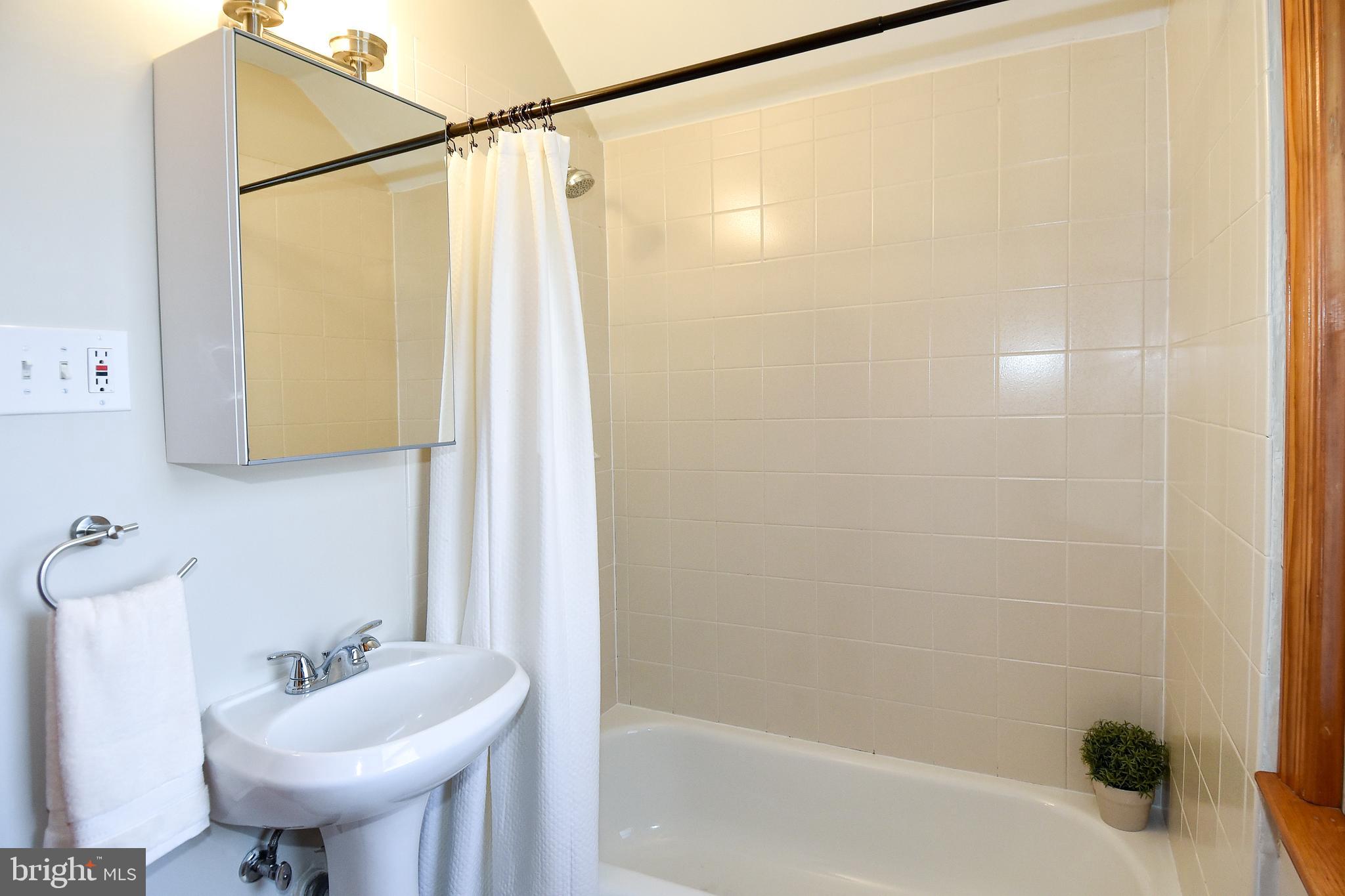 1001 Dennis Avenue Silver Spring, MD 20901 - Photo 24 of 30 Gallery Image 24