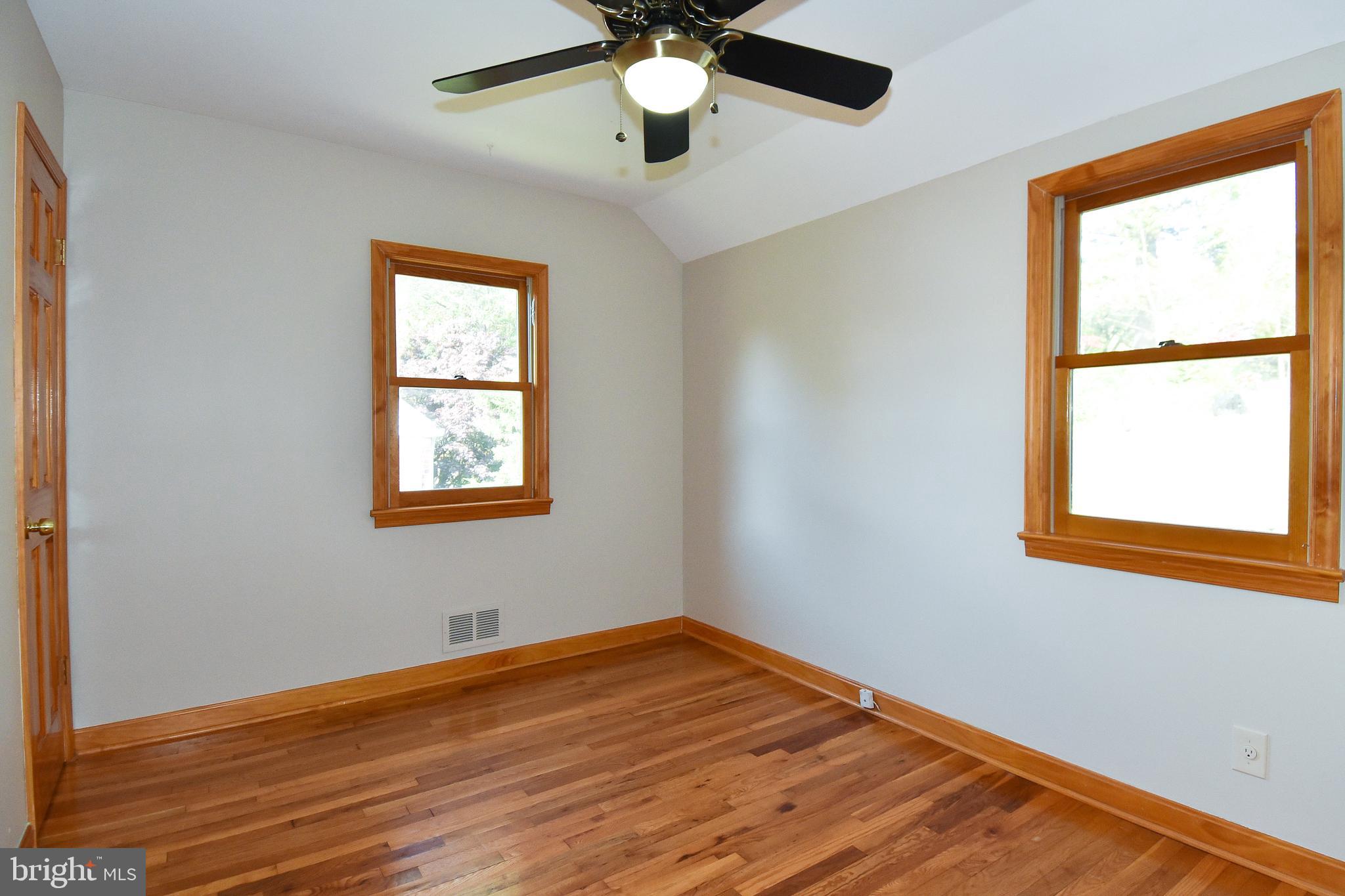 1001 Dennis Avenue Silver Spring, MD 20901 - Photo 25 of 30 Gallery Image 25
