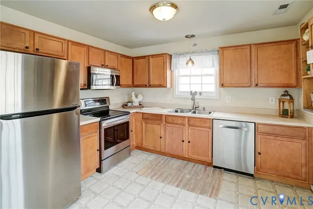 $319,999 | 112 St Charles Place, Aylett, VA 23009