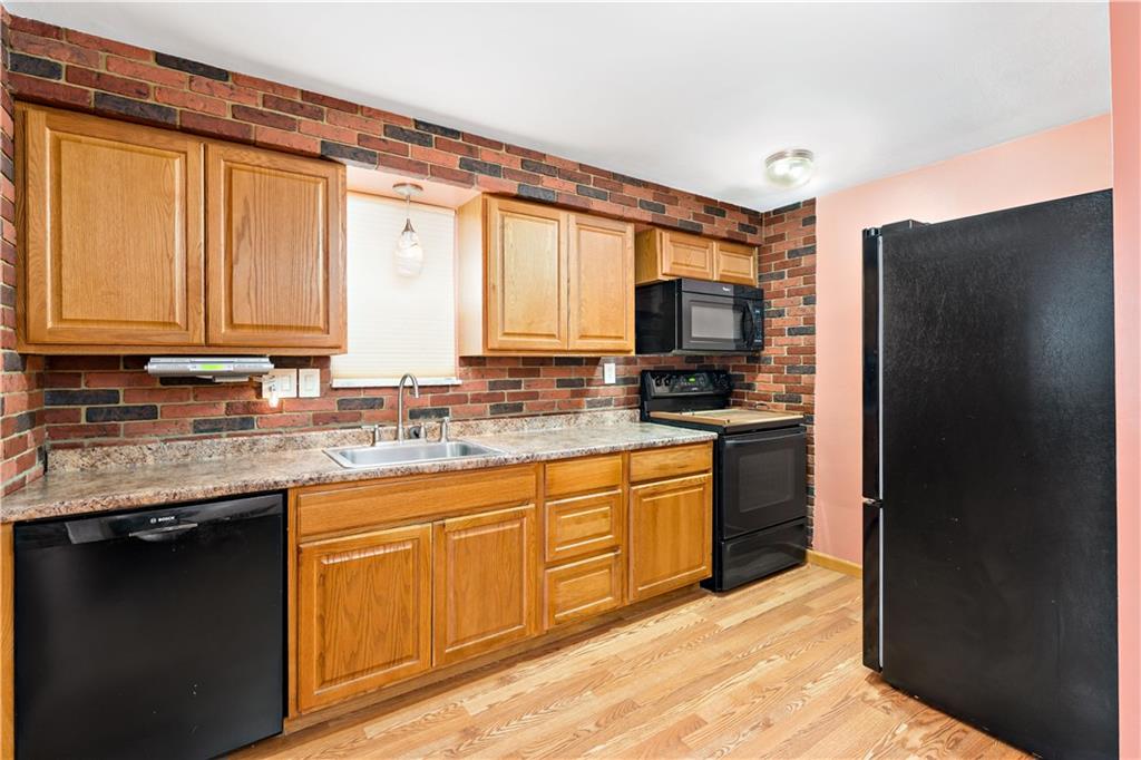 6663 Poketa Road Verona, PA 15147 - Photo 8 of 38 Gallery Image 8