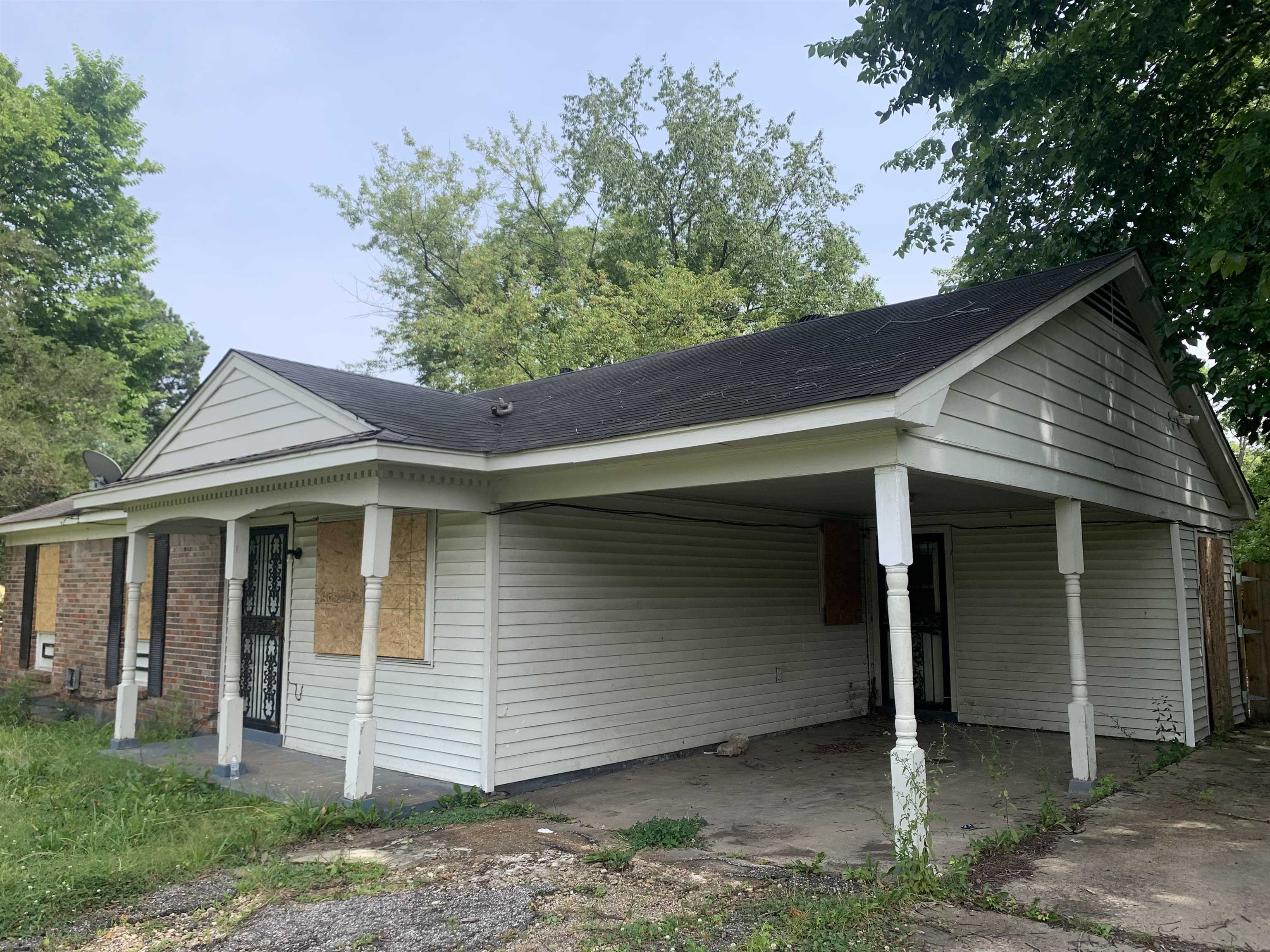 3455 Ridgemont Avenue Memphis, TN 38128 - Photo 2 of 5