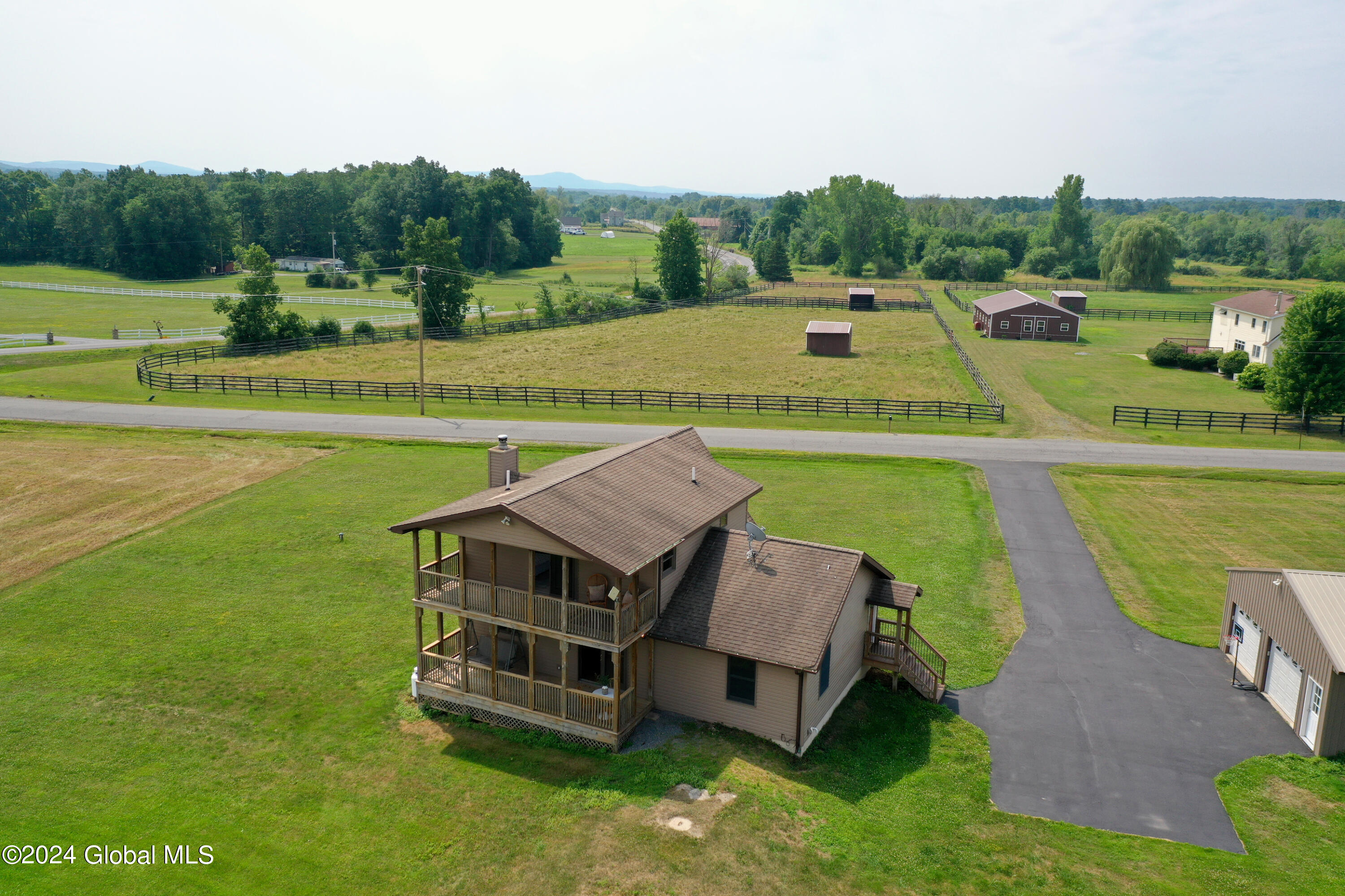 120 Austin Road Gansevoort, NY 12831 - Photo 4 of 33 11