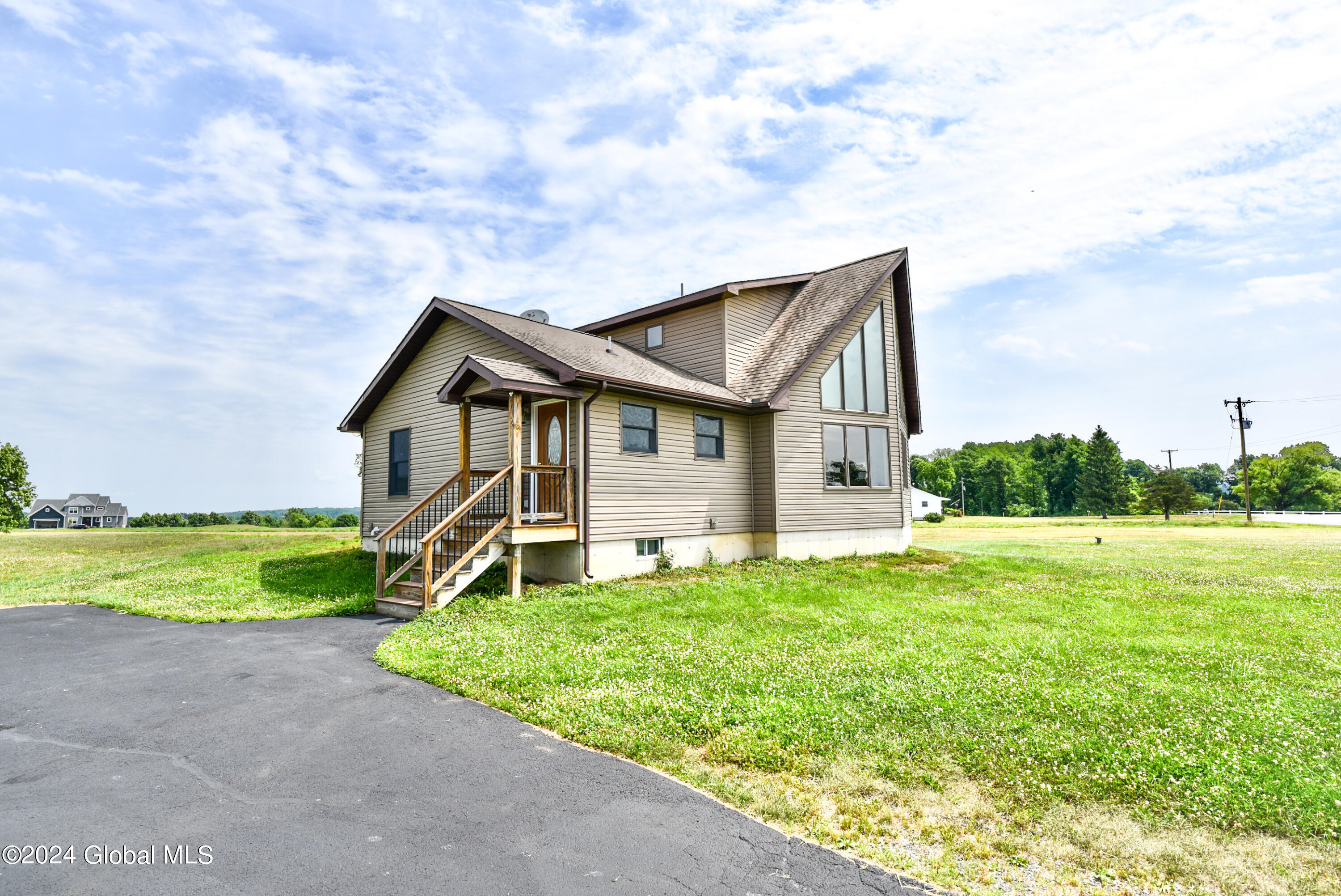 120 Austin Road Gansevoort, NY 12831 - Photo 6 of 33 5
