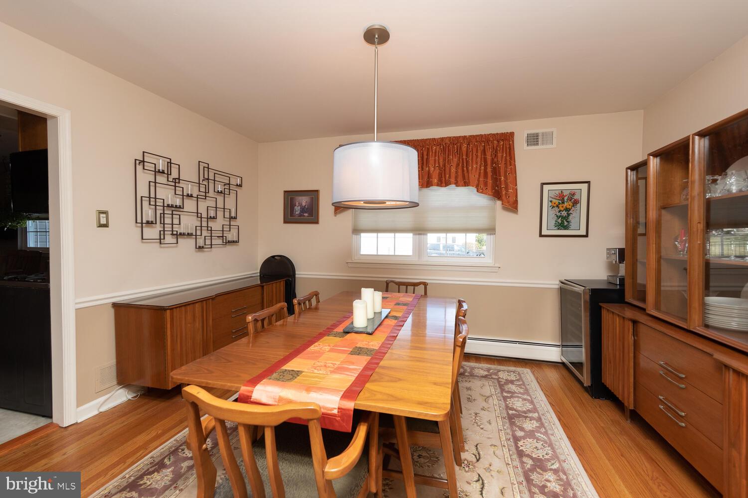2675 Pleasant Hill Road Hatboro, PA 19040 - Photo 12 of 61 Dining room