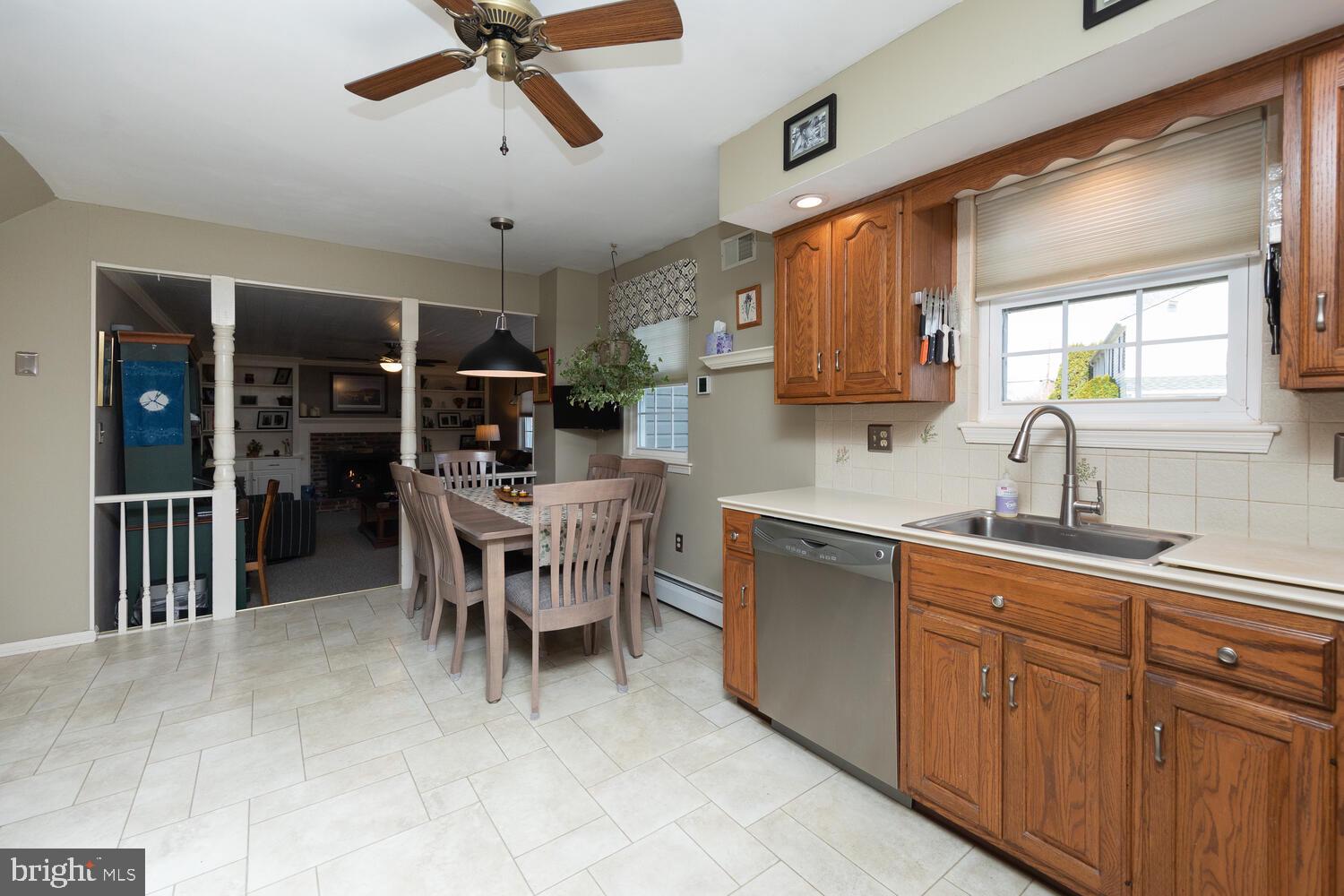 2675 Pleasant Hill Road Hatboro, PA 19040 - Photo 16 of 61 Spacious kitchen overlooking great room