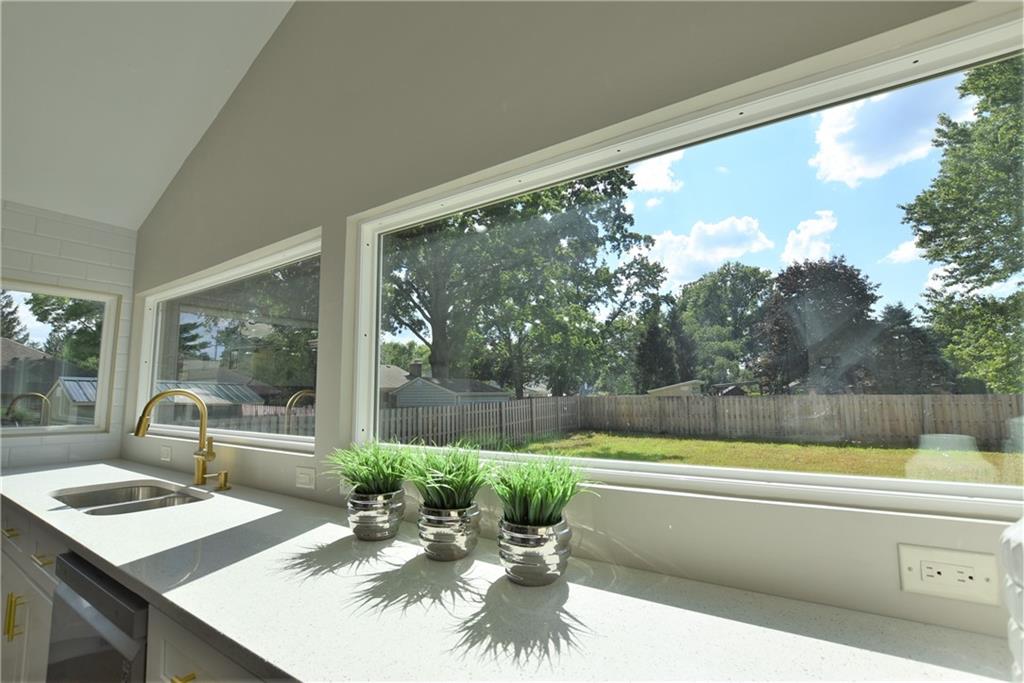 11950 Gray Road Carmel, IN 46033 - Photo 16 of 51 Gallery Image 16