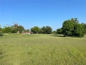 $35,000 | 106 Port O Call Court, Runaway Bay, TX 76426