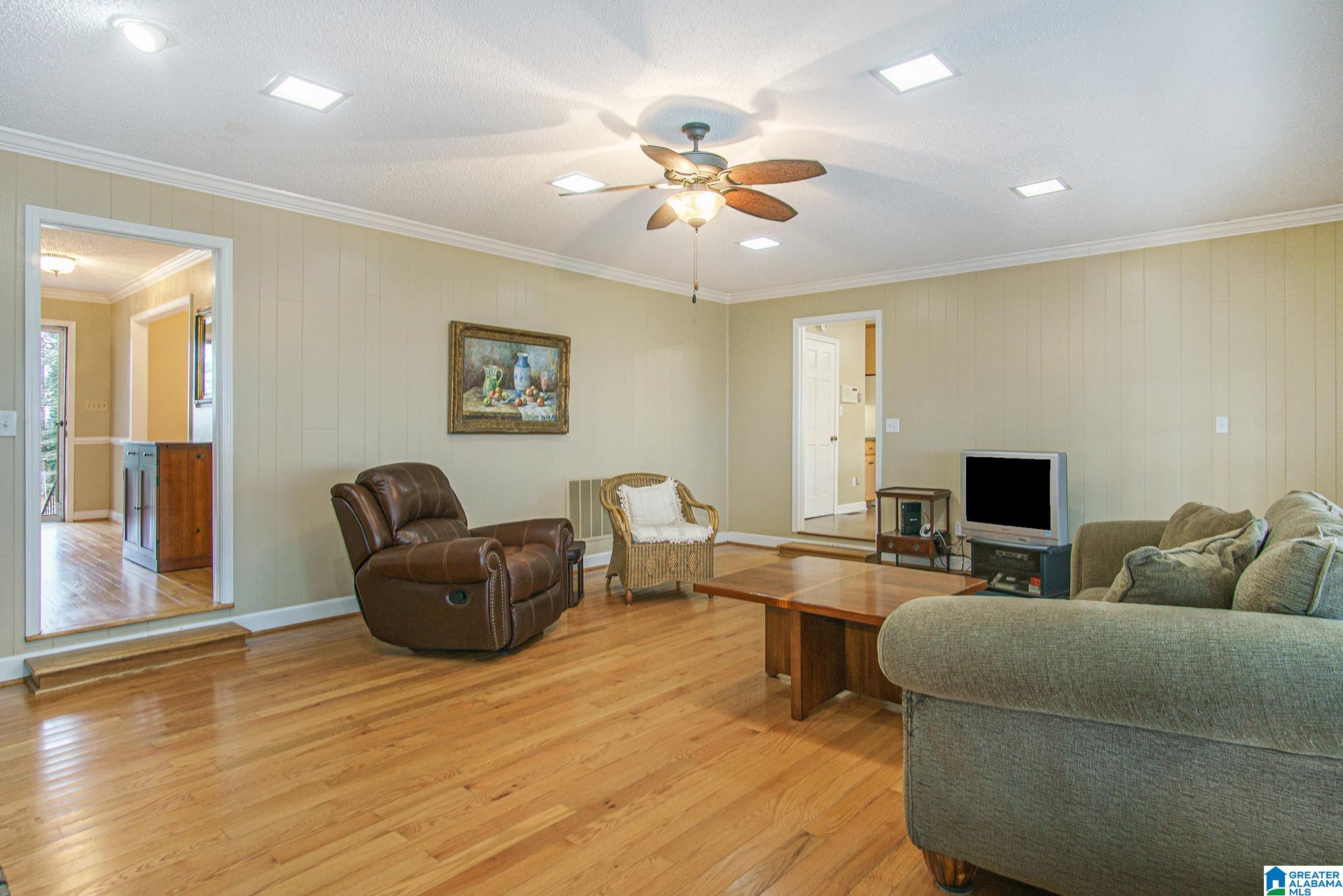 1612 Shades Crest Road Birmingham, AL 35226 - Photo 12 of 43