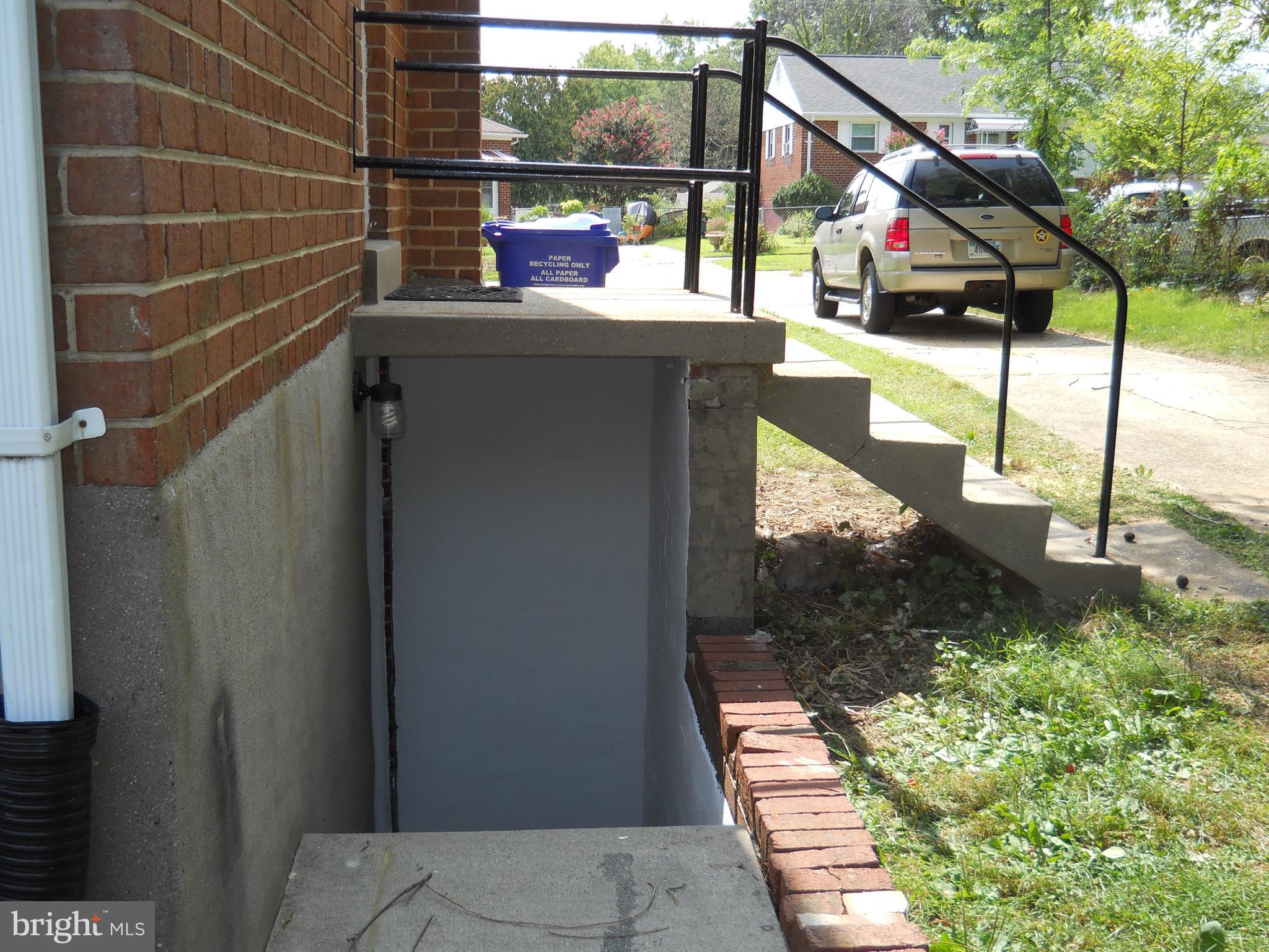 12607 Dean Road Silver Spring, MD 20906 - Photo 12 of 34